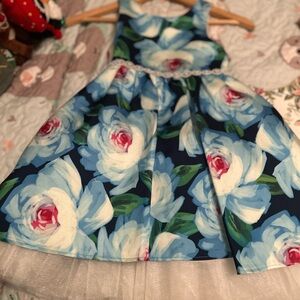 Girl size 6 party dress with under skirt
